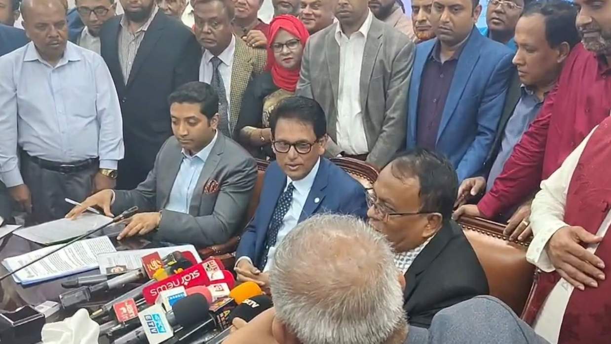 শিক্ষা মন্ত্রণালয়ে সংশ্লিষ্টরা