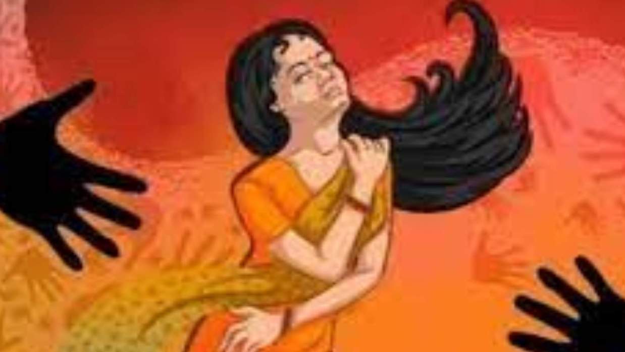 বেতন বকেয়া রেখে গৃহকর্মীকে অপবাদ দিয়ে নির্যাতন, থানায় অভিযোগ