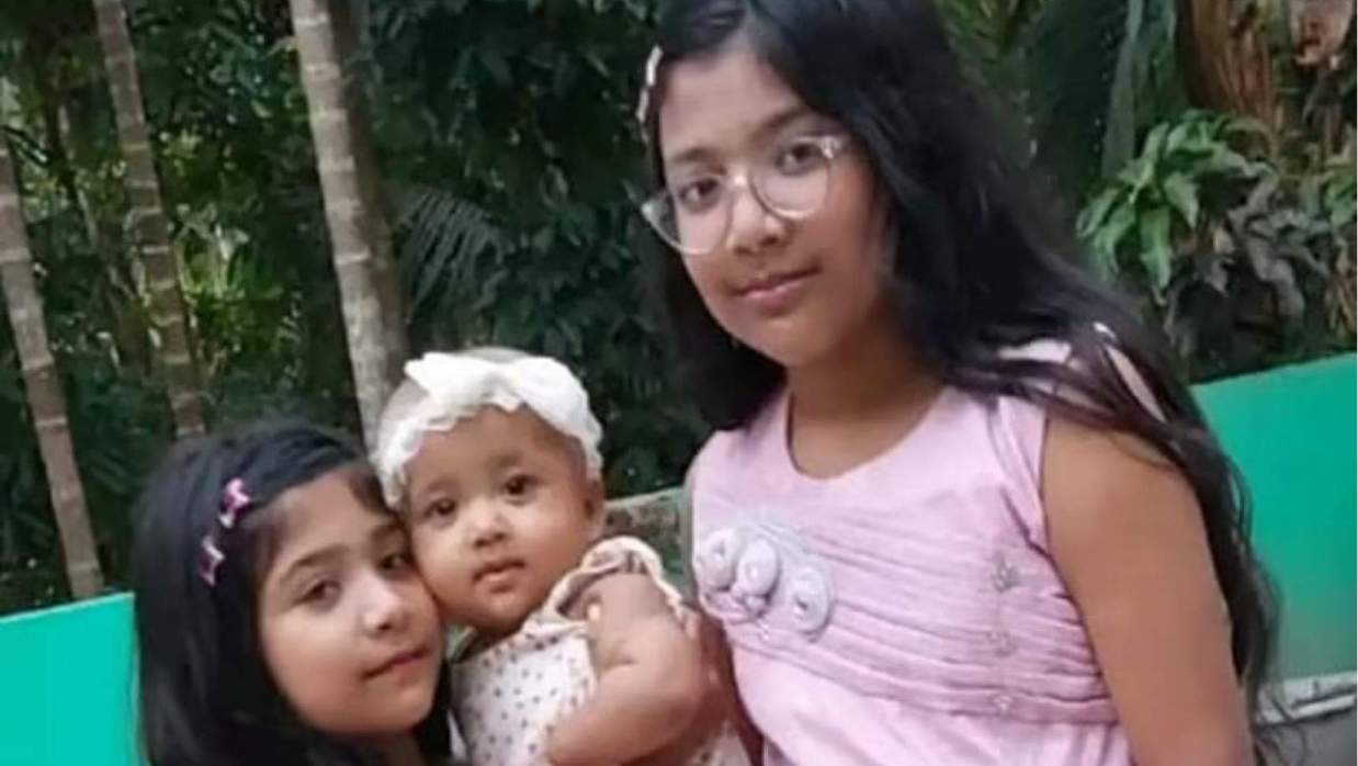 সড়ক দুর্ঘটনায় মারা যাওয়া দুই বোন মোহনা ও সুবাহর সঙ্গে ফাইজা 