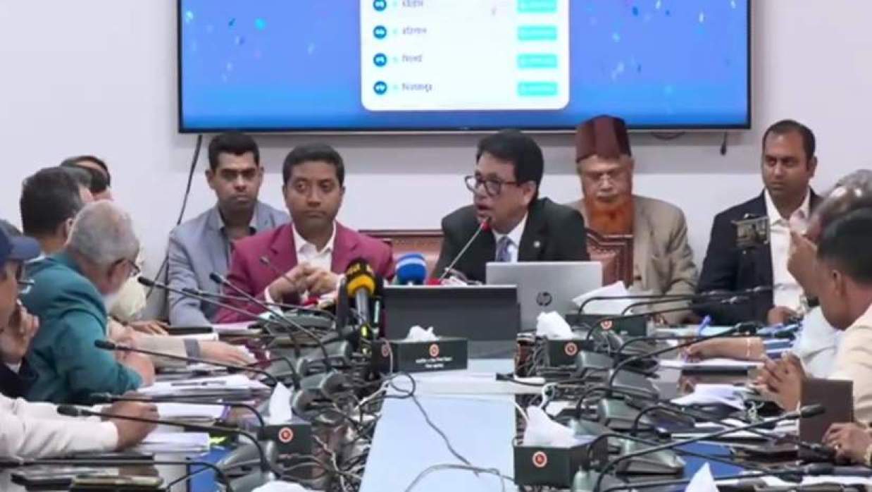 জুনিয়র বৃত্তিপ্রাপ্ত শিক্ষার্থীরা কে কত টাকা পাবে, জানালেন শিক্ষামন্ত্রী