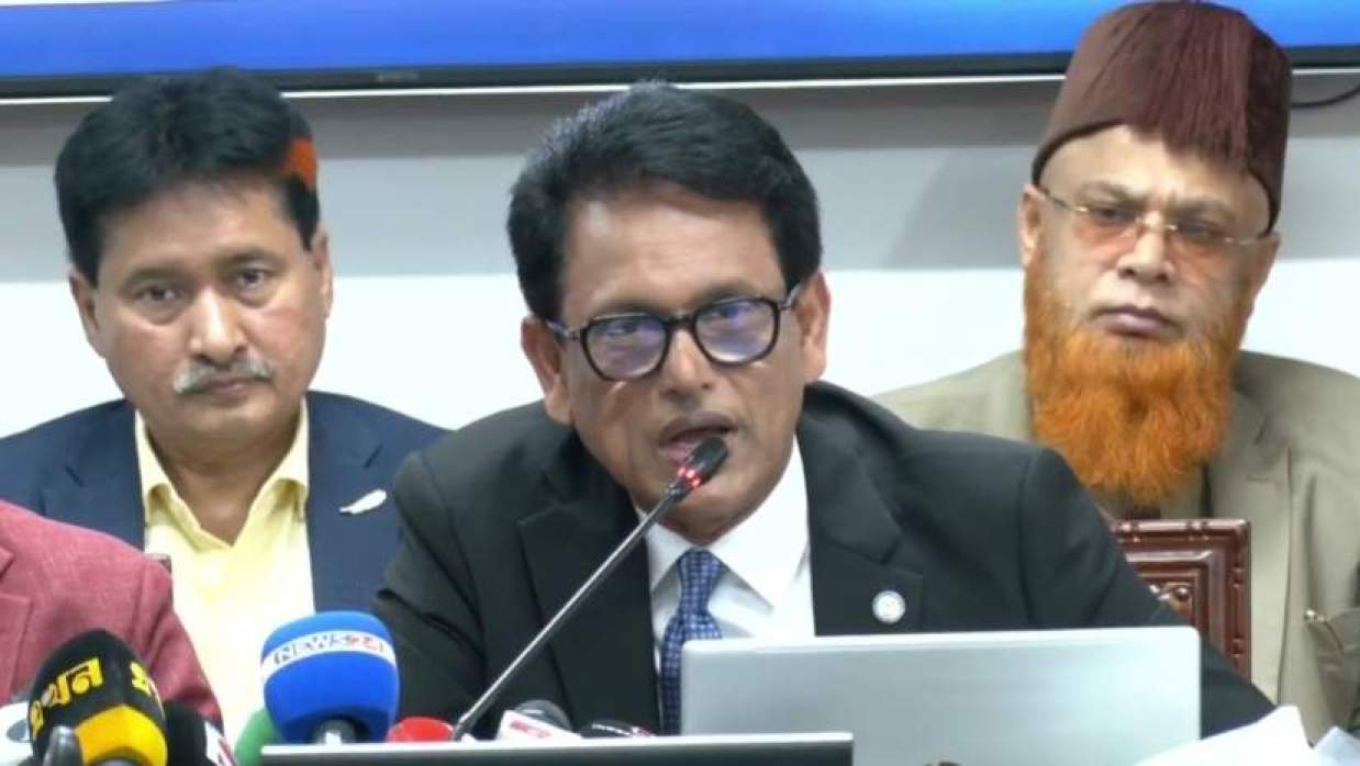 প্রাথমিকের নিয়োগ পরীক্ষায় অনিয়মের প্রশ্নে যা বললেন শিক্ষামন্ত্রী