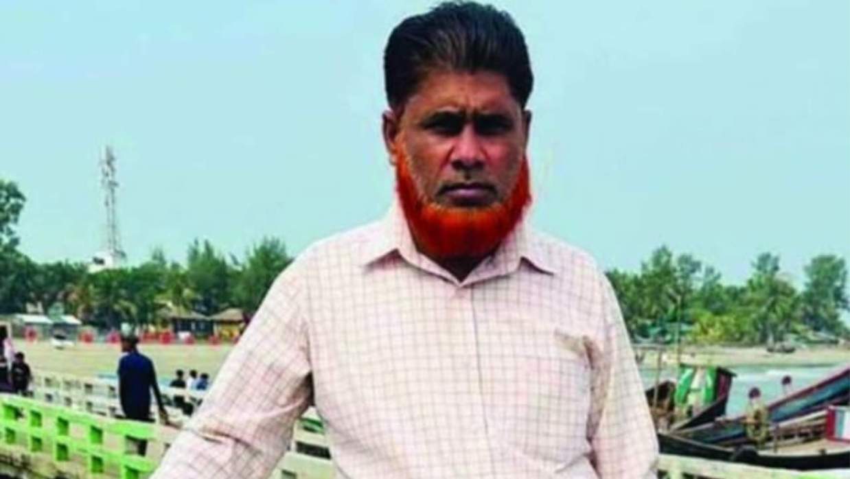 সেন্ট মার্টিন দ্বীপ ইউনিয়ন পরিষদের চেয়ারম্যান (ভারপ্রাপ্ত) ফয়েজুল ইসলাম