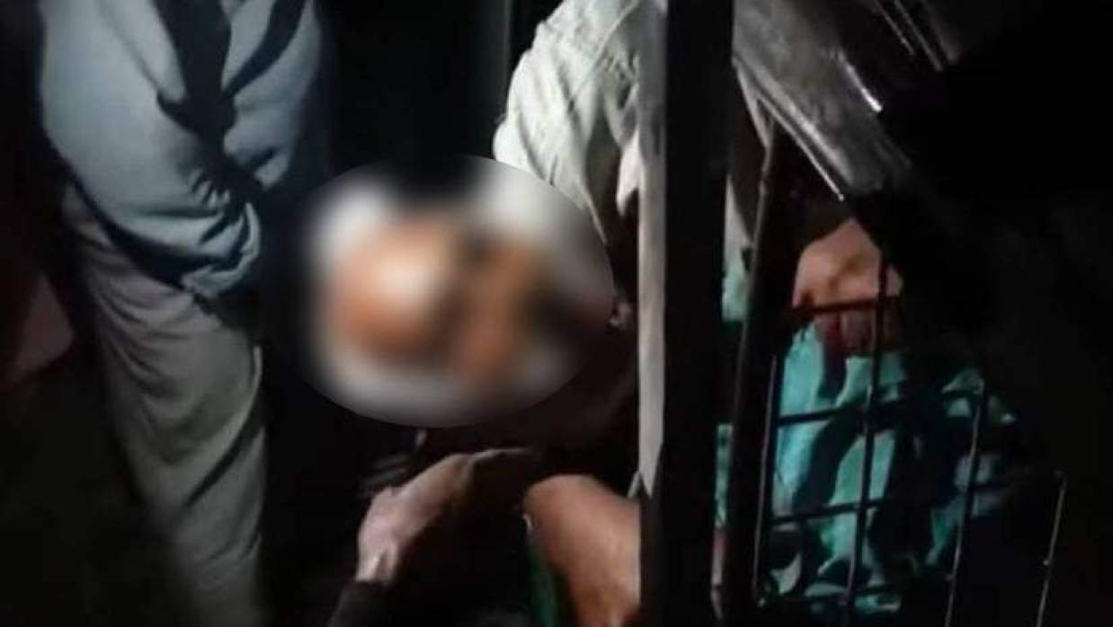 চট্টগ্রামে গরু লুটে বাধা, বৃদ্ধকে গুলি করে হত্যা