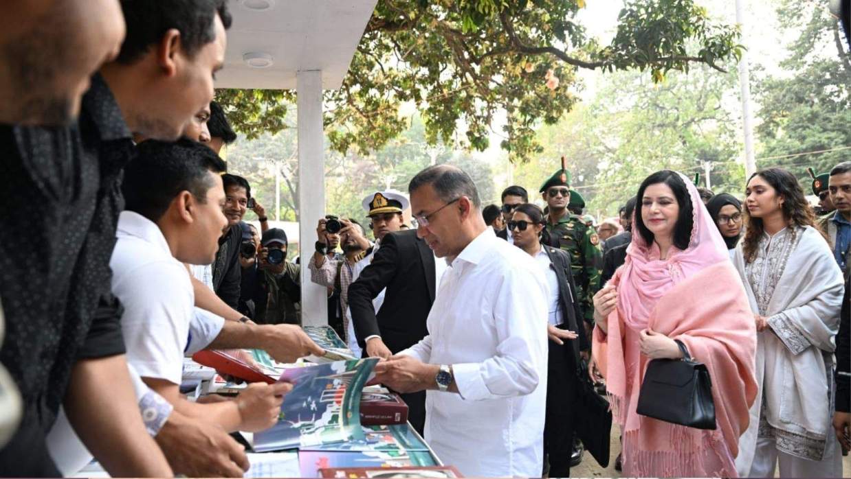 বই পড়ায় বাংলাদেশিরা ১০২টি দেশের নাগরিকদের মধ্যে ৯৭তম : প্রধানমন্ত্রী