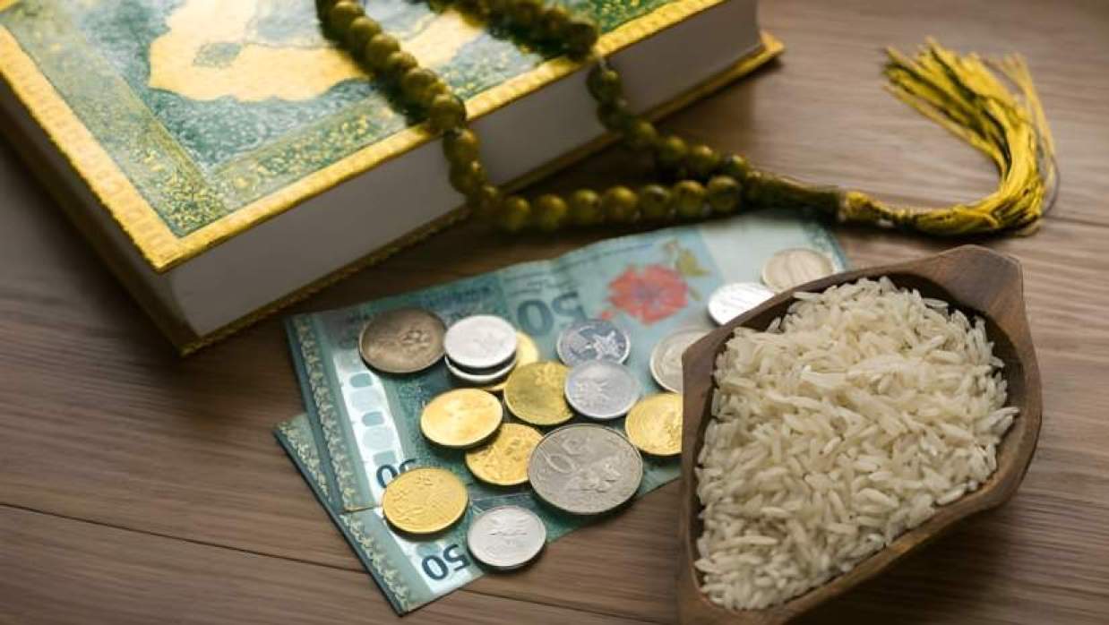 সদকাতুল ফিতরা কেন ও কার ওপর ওয়াজিব