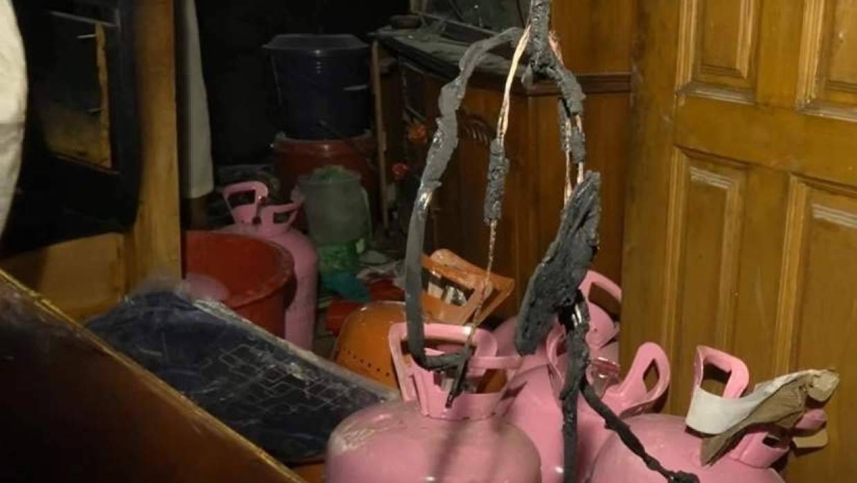 রাজধানীতে এসি মেরামতের সিলিন্ডার বিস্ফোরণ, দগ্ধ ৩