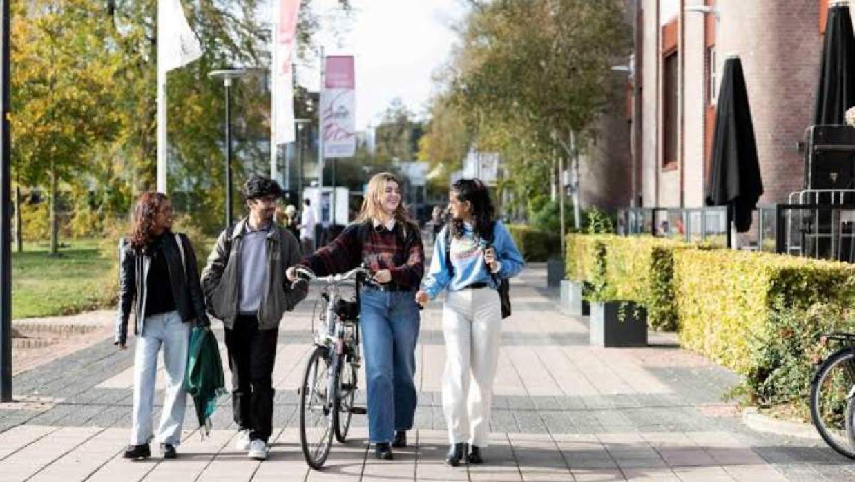 নেদারল্যান্ডসে স্কলারশিপে স্নাতকোত্তরে পড়তে চাইলে আবেদন করুন খুঁটিনাটি জেনেই