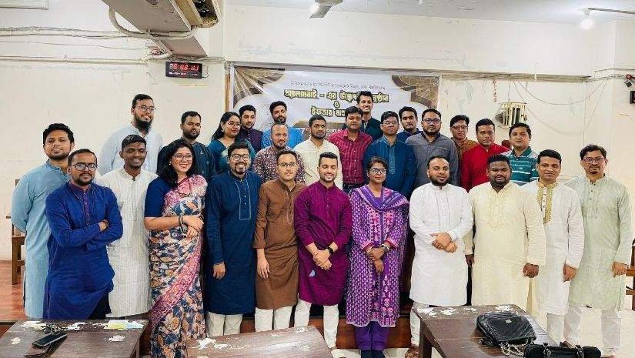 ইফতার পার্টির মাধ্যমে অ্যালামনাইয়ের পথচলা শুরু, নেতৃত্বে চন্দন দাস-তারেক সুলতান
