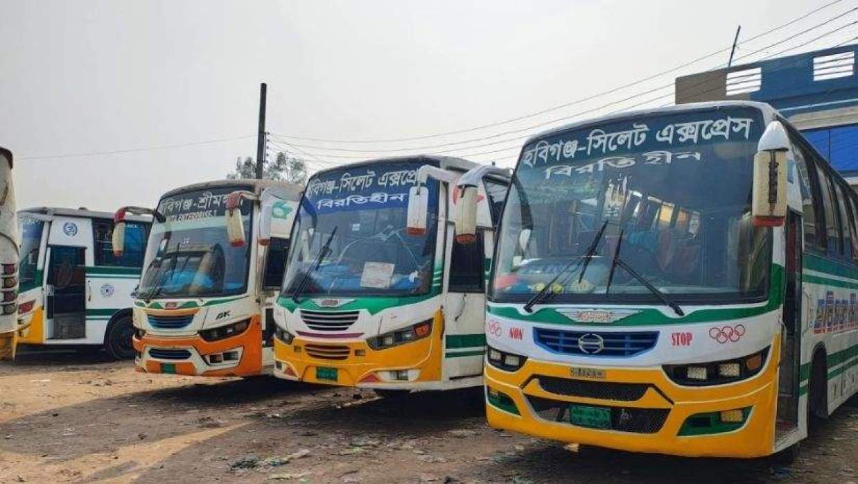 ‎শ্রমিক মারধরের অভিযোগে হবিগঞ্জে বাস বন্ধ