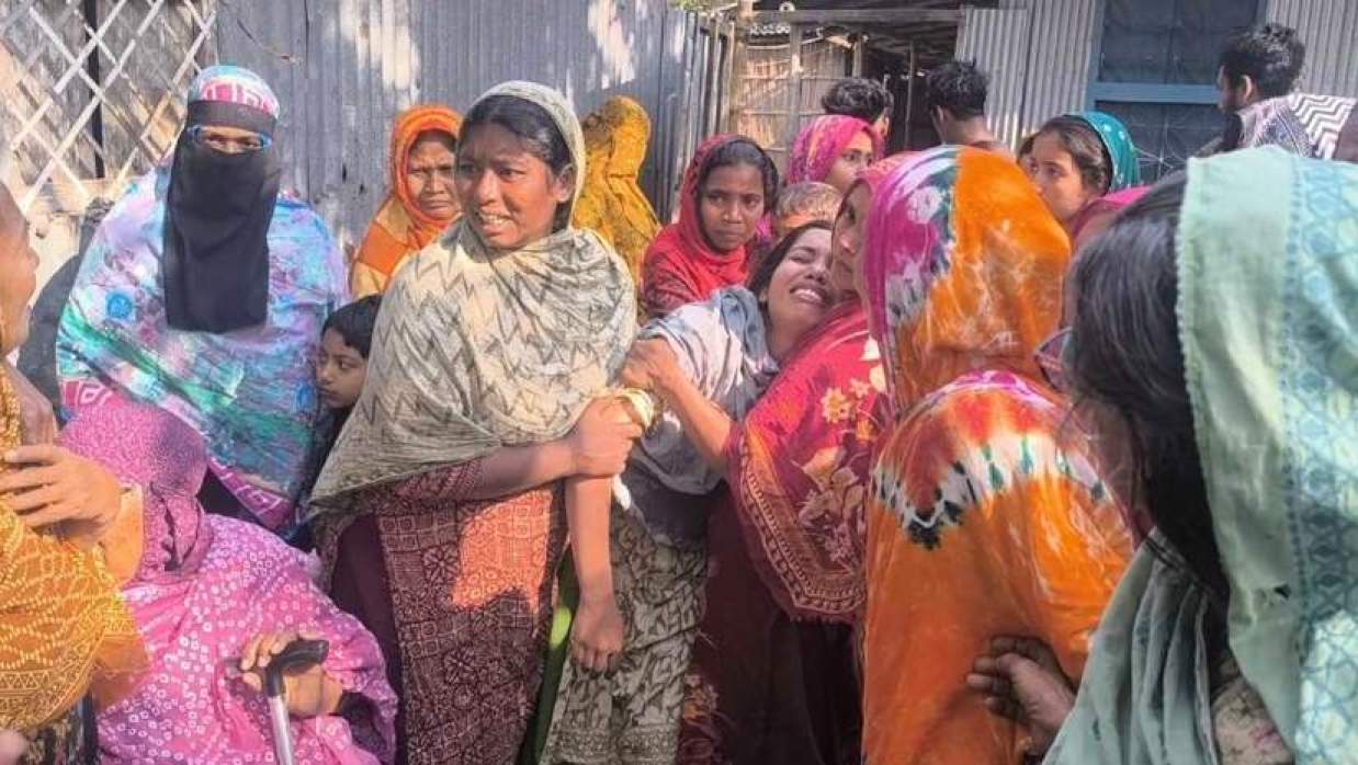 এবার নাতনিকে তুলে নিয়ে ‘ধর্ষণ’ করে হত্যা, উঠানে দাদির মরদেহ