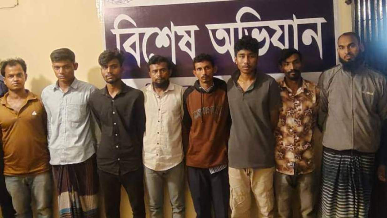 গ্রেপ্তার ব্যক্তিরা