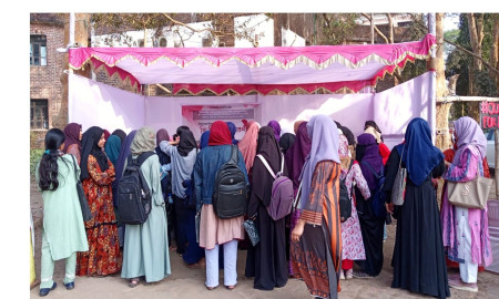 শাবিপ্রবিতে ছাত্রীসংস্থার উদ্যােগে পাঁচ শতাধিক হিজাব বিতরণ