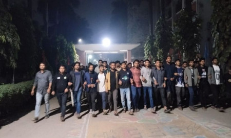 পলিটেকনিকের শিক্ষার্থীদের ওপর হামলার প্রতিবাদে বিক্ষোভ