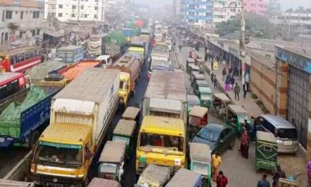 ভোটের টানা ছুটিতে ঘরমুখী মানুষের স্রোত, গাজীপুরে যানজট ও ভাড়া নৈরাজ্য
