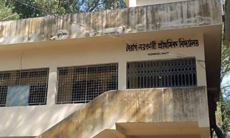 নির্বাচনের এক দিন আগে ভোটকেন্দ্র থেকে চুরি হলো সিসিটিভি ক্যামেরা