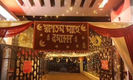 রমজান: উৎসবের আমেজে সেজেছে ঢাকা বিশ্ববিদ্যালয়ের হলগুলো