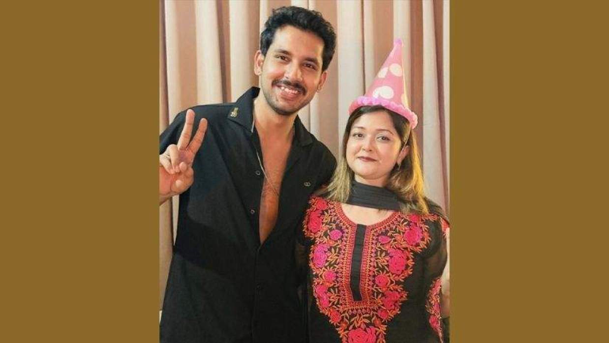 জাহের আলভী ও ইভনাথ খান ইকরা