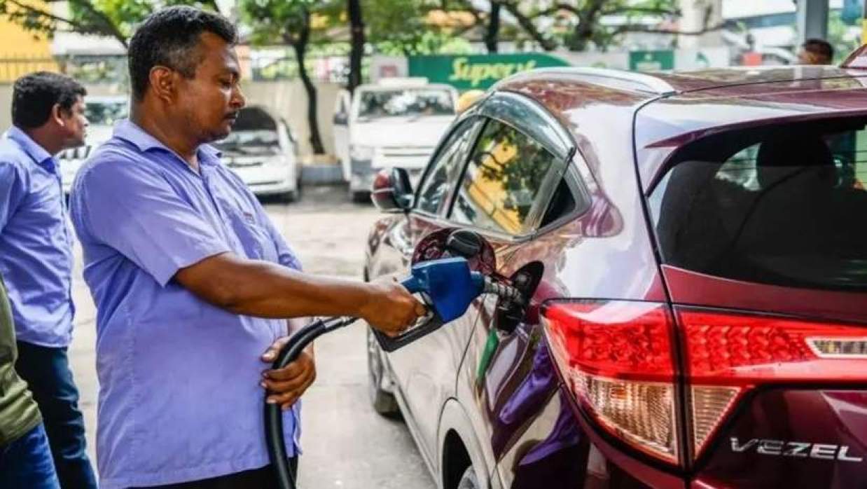 ইরানের ওপর যুক্তরাষ্ট্র ও ইসরায়েলের হামলার পর বিশ্বব্যাপী তেলের দাম বাড়ছে