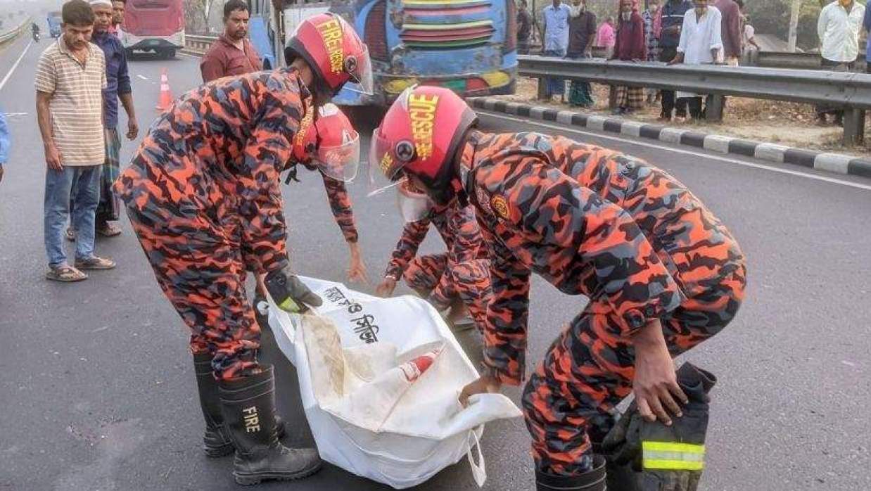 মোটরসাইকেল দুর্ঘটনায় ঢাকা কলেজ শিক্ষার্থী নিহত