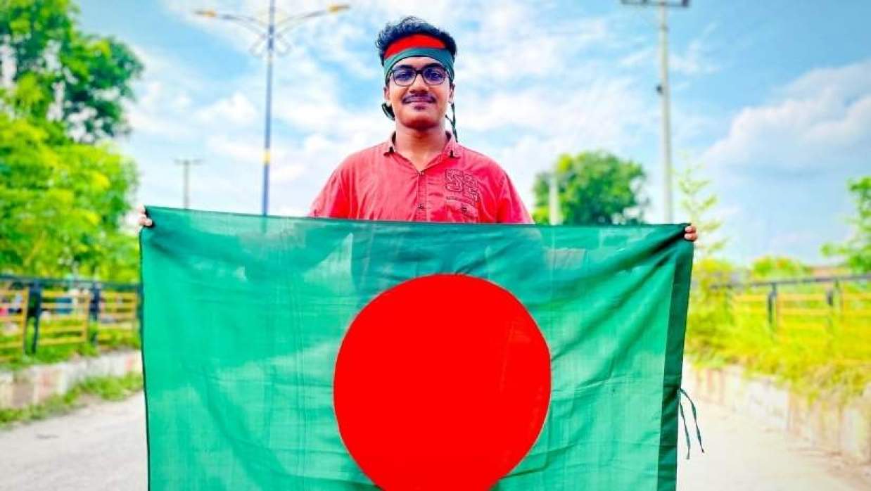 সমন্বয়ক মেহেদী সজীব।