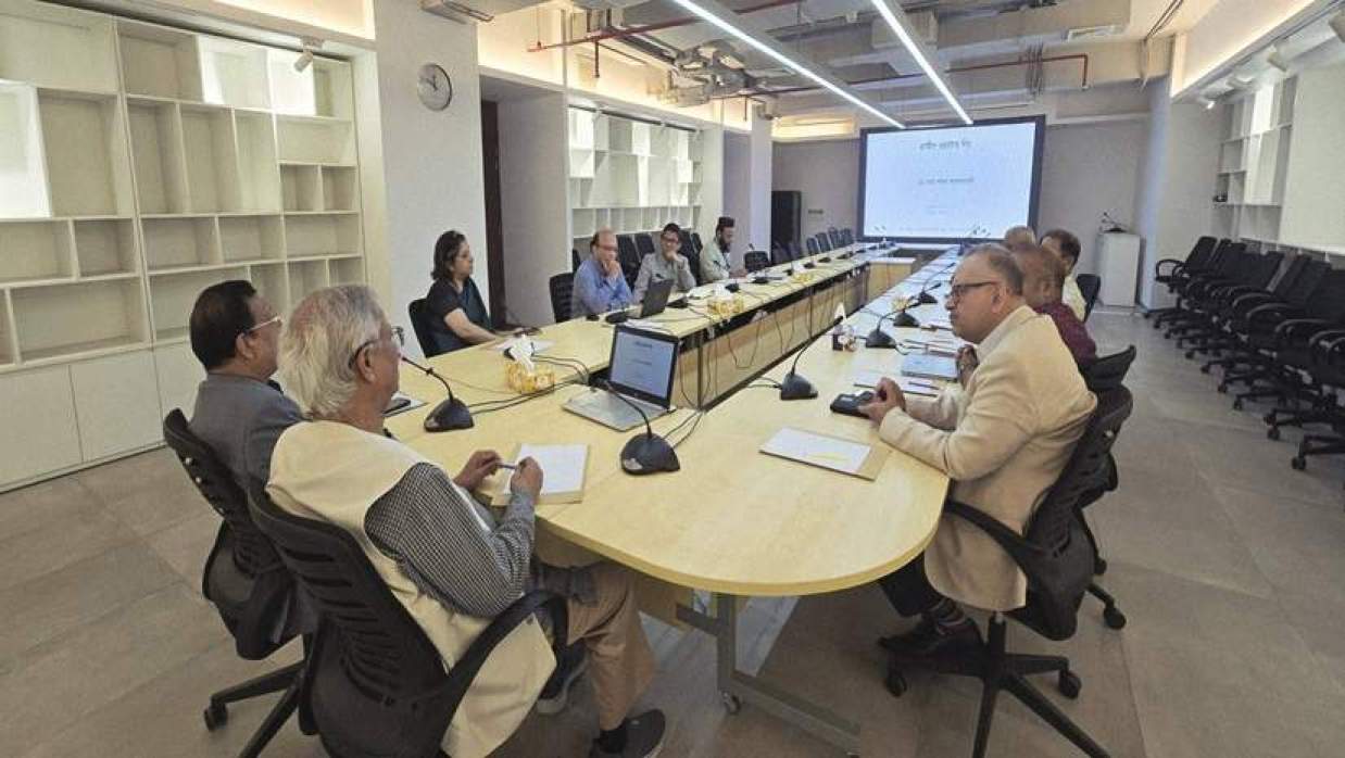 গ্রামীণ ওয়াটার লিমিটেডের বোর্ড সভায় যোগ দেন অধ্যাপক ড. মুহাম্মদ ইউনূস