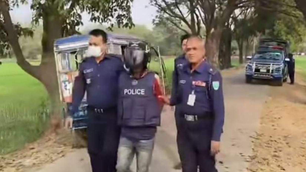 গ্রেপ্তারকৃত আসামী 