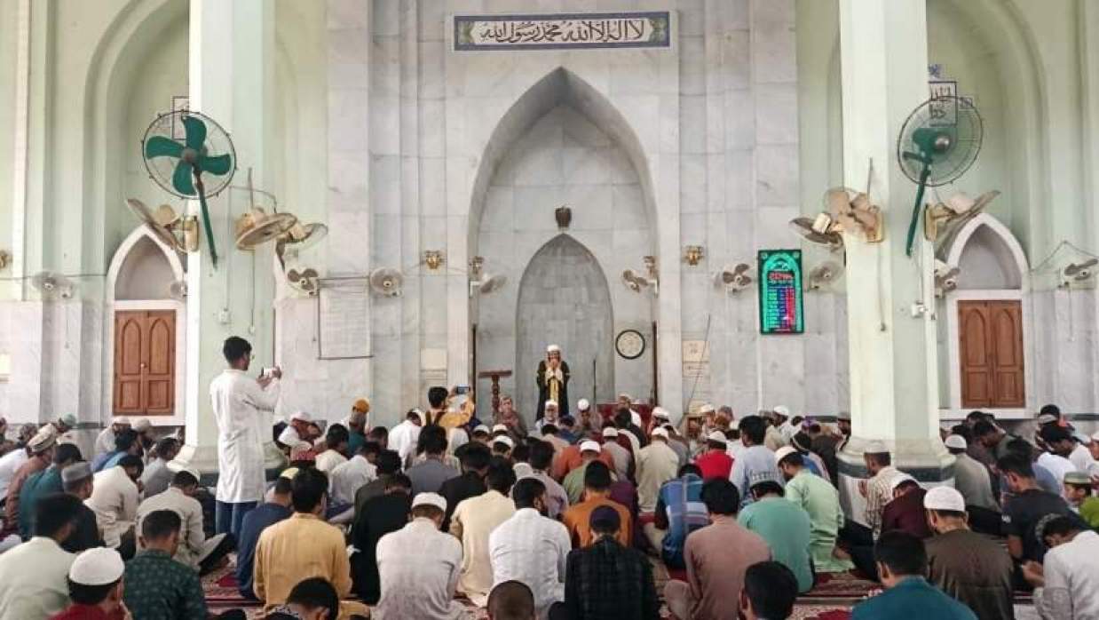 শান্তি ও মাগফেরাত কামনায় দোয়া মাহফিল