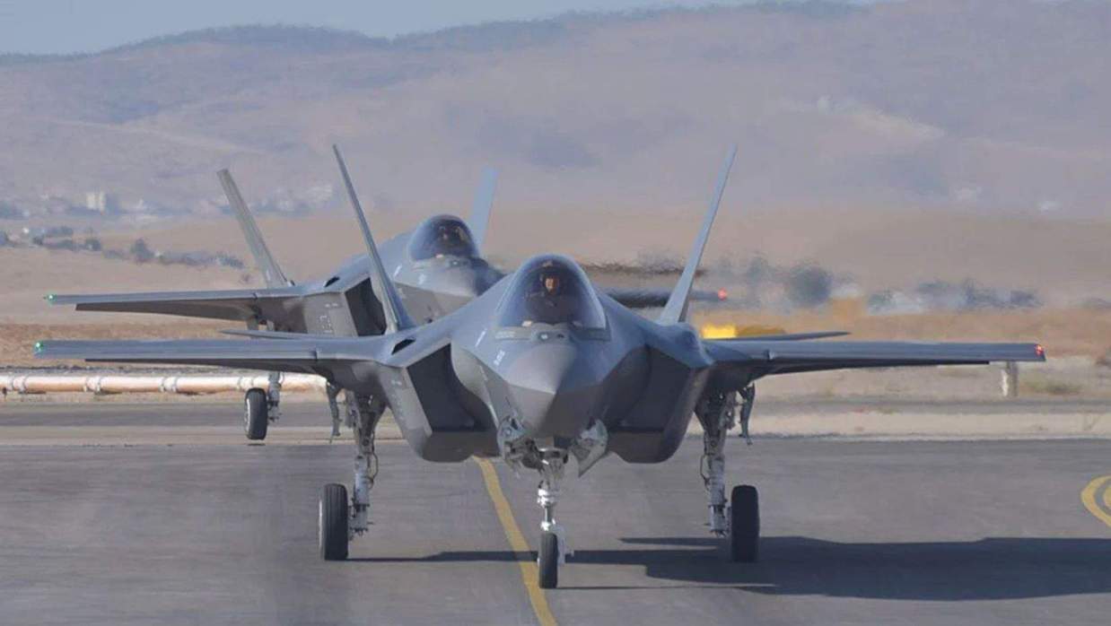 খামেনির বাঙ্কার ধ্বংসে অংশ নিয়েছে ৫০টি যুদ্ধবিমান 