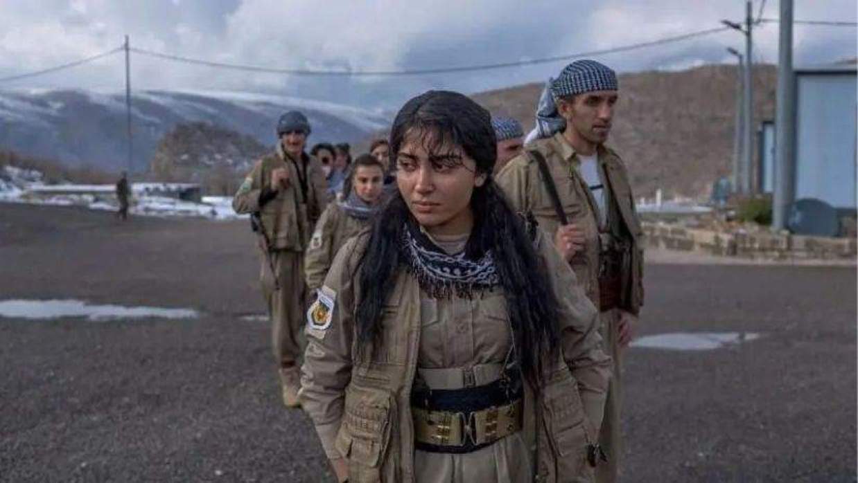 ইরানের কুর্দীরা এই সময়ে কেন জোট তৈরি করল?