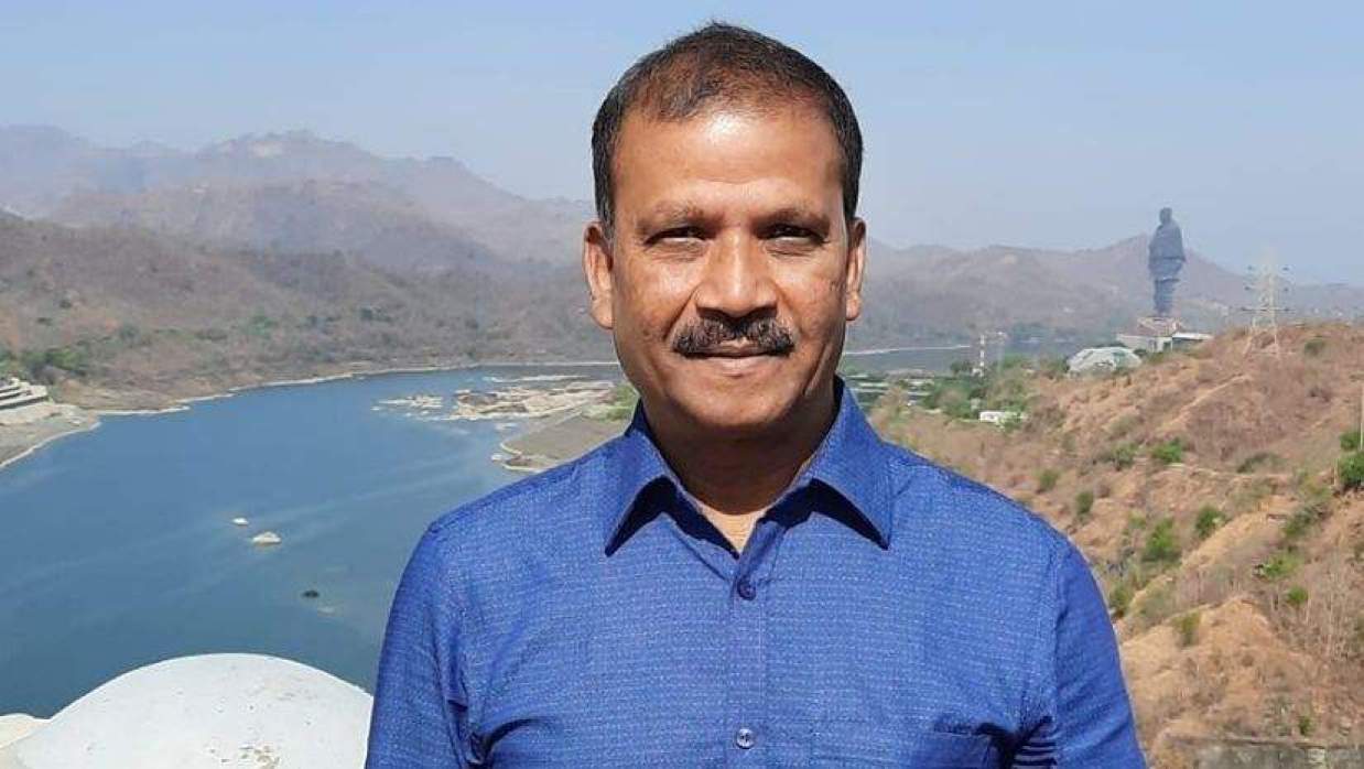 ‘সত্যিই কি শেখ হাসিনা দেশে নেই? আমার মনে হয় তিনি আছেন’