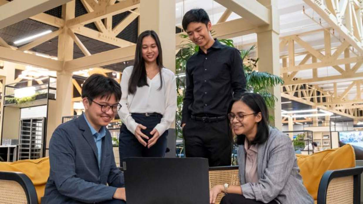 এডিবিতে স্নাতকোত্তর-পিএইচডিতে ইন্টার্নশিপ করতে চাইলে আবেদন করুন দ্রুতই