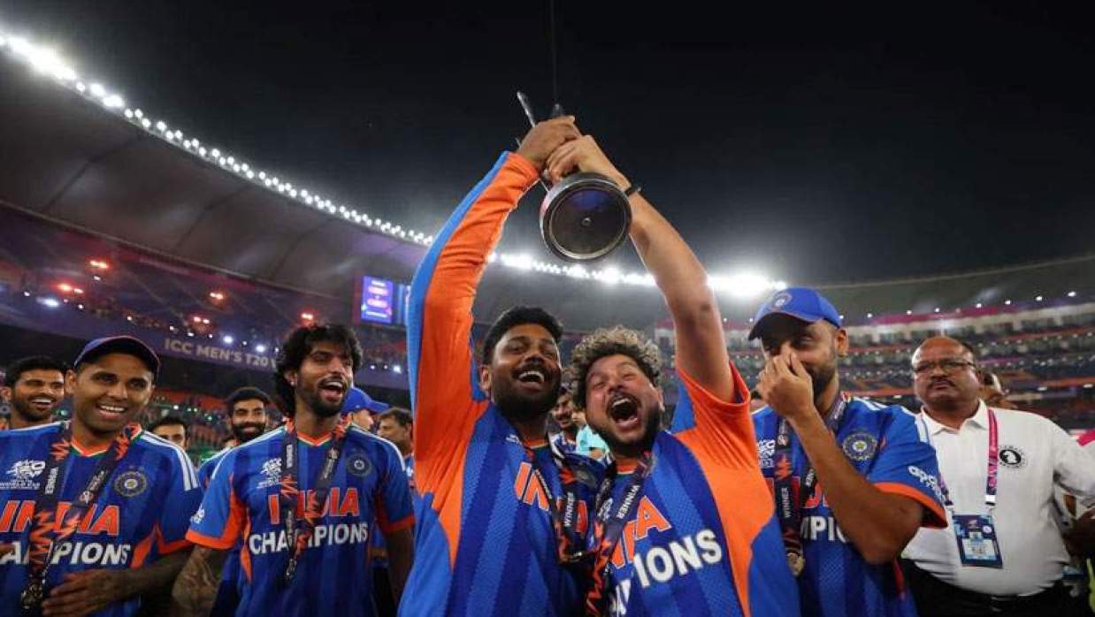 বিশ্বকাপ জয়ের পর ভারতের উদযাপন 