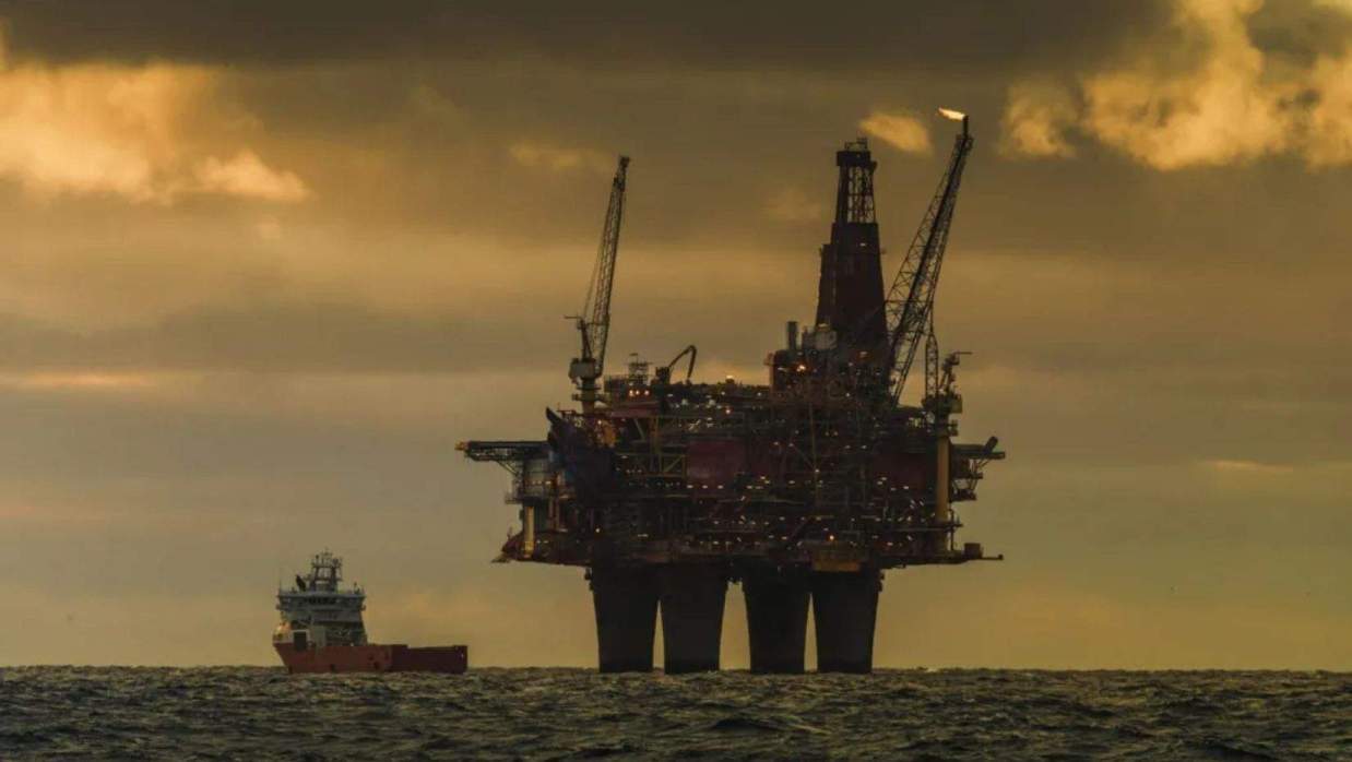 তেলের খনি