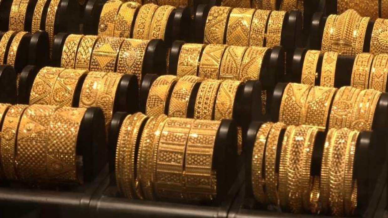 স্বর্ণের ভরি কত টাকা আজ?