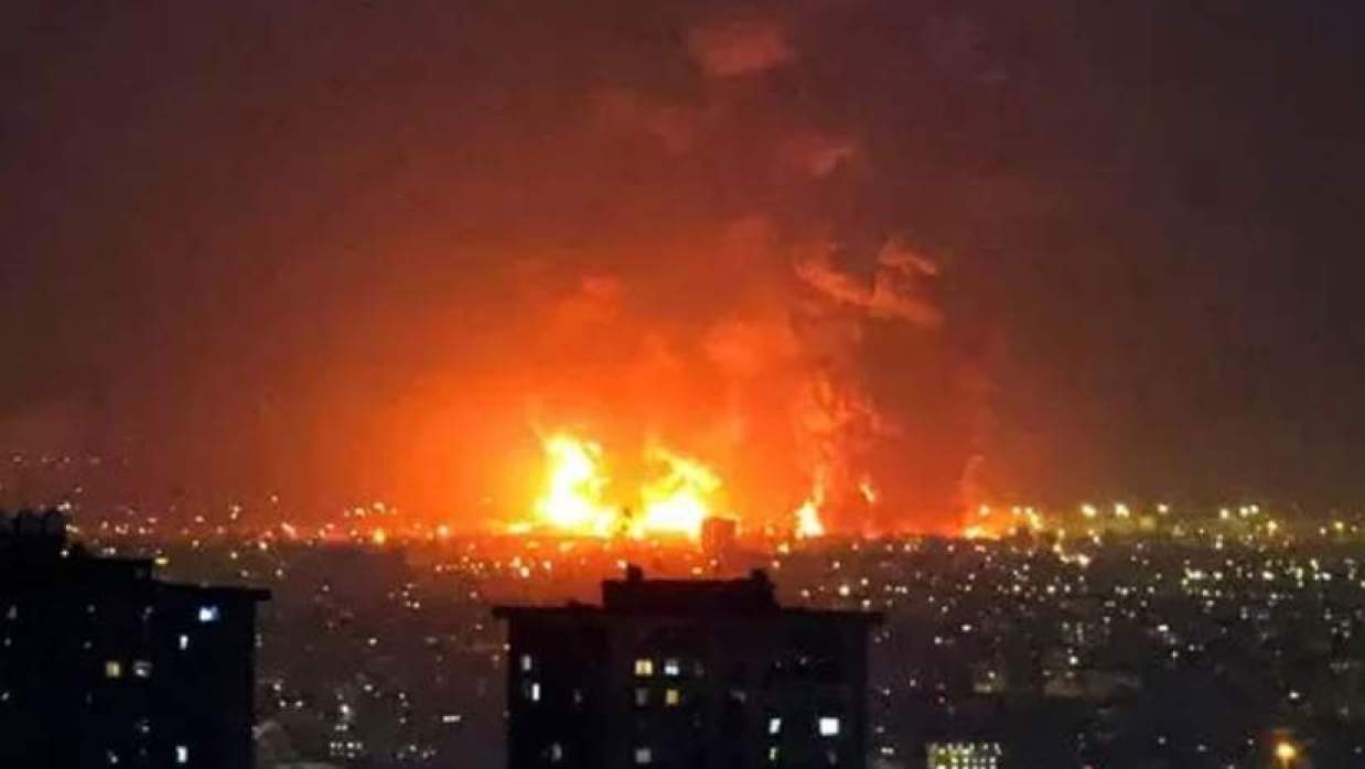 তেহরান ব্যাংকে ইসরায়েলি বিমান হামলা, নিহত ১