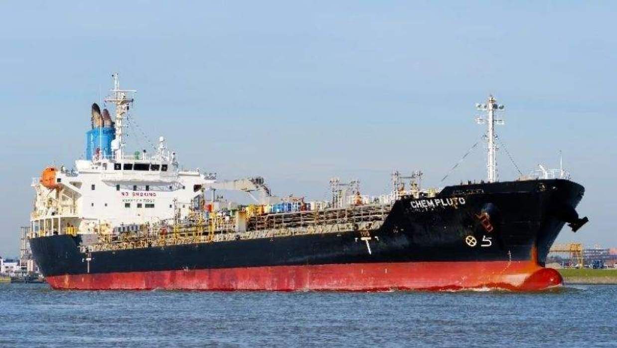 ভারতের ২ তেল ট্যাঙ্কারকে হরমুজ পার হওয়ার অনুমোদন দিল ইরান