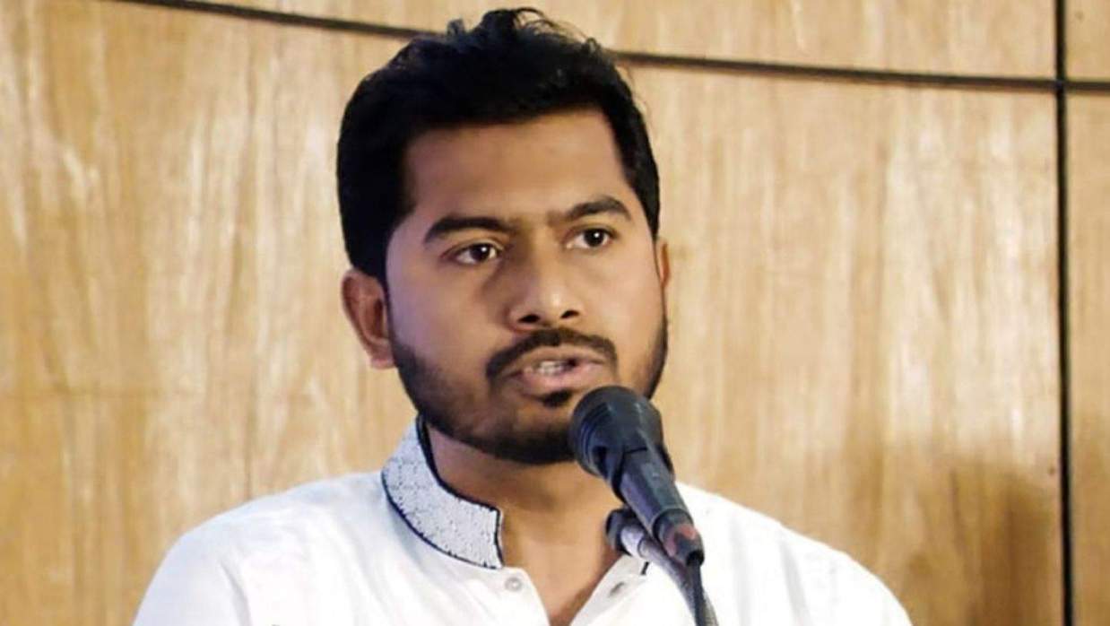 সংসদ থেকে ওয়াক আউট জনগণকে আইওয়াশ করেছে: নুর