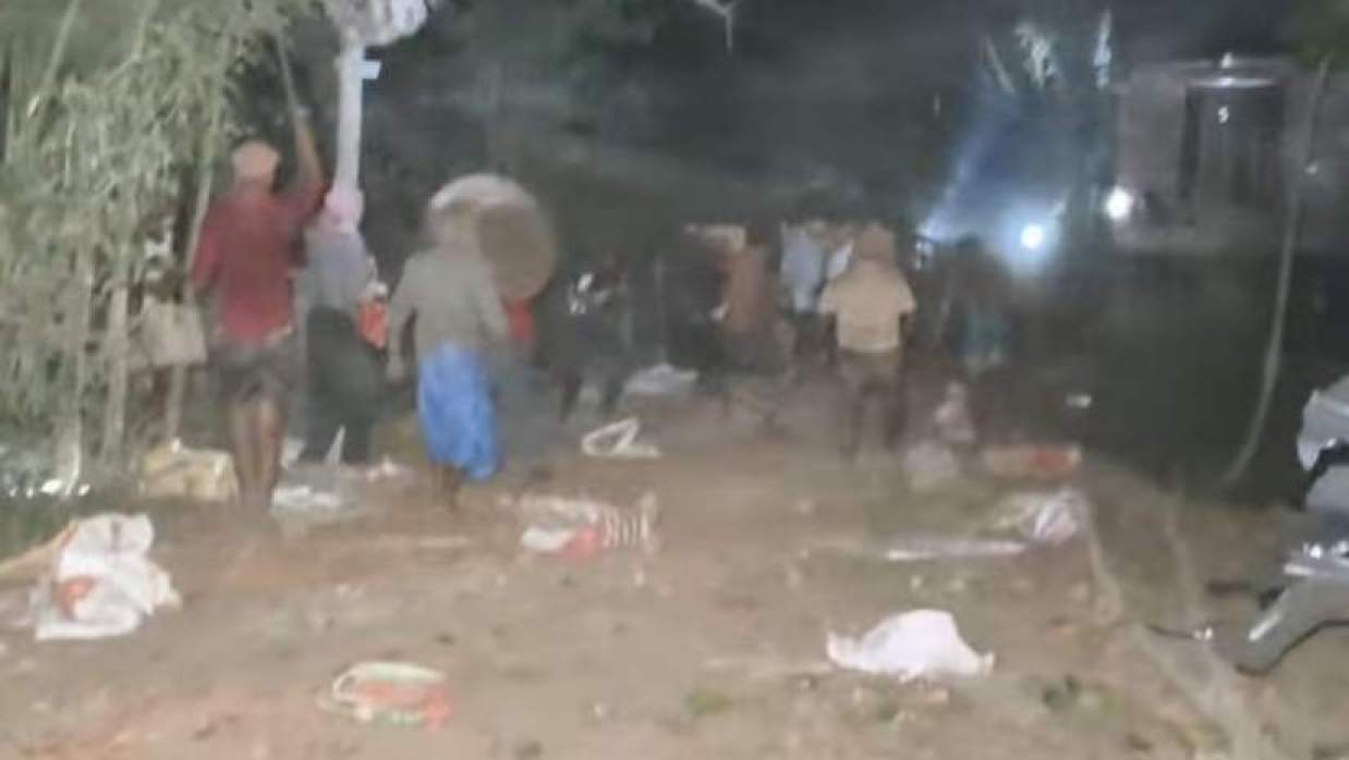 ভিজিএফ কার্ড নিয়ে বিএনপির দুই পক্ষের সংঘর্ষ, আহত অর্ধশত