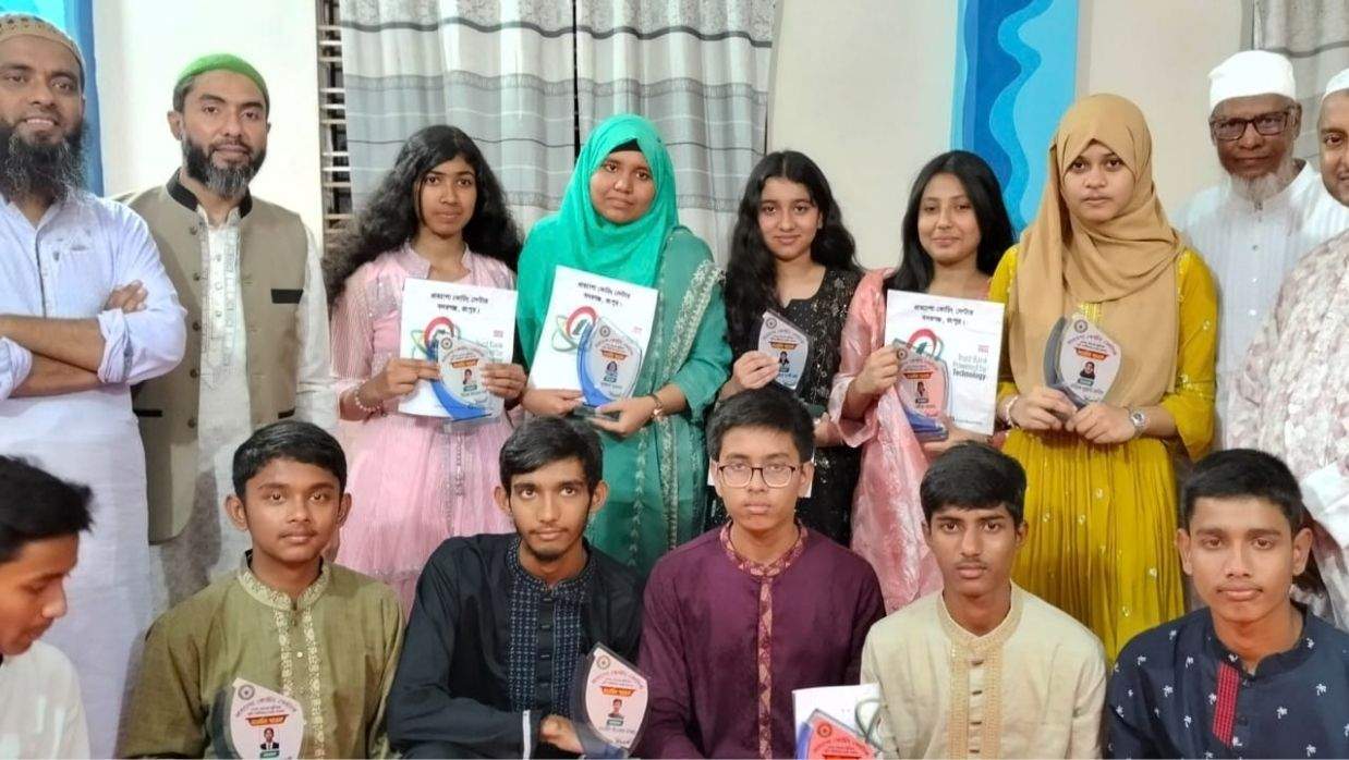 জুনিয়র বৃত্তি পরীক্ষায় উত্তীর্ণ শিক্ষার্থীরা