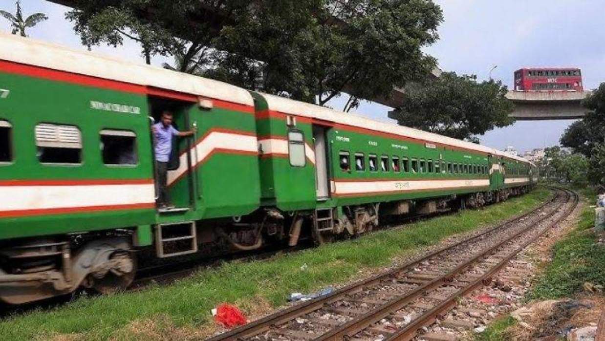 বিনামূল্যে ইন্টারনেট পাচ্ছেন যে ৩ ট্রেনের যাত্রীরা