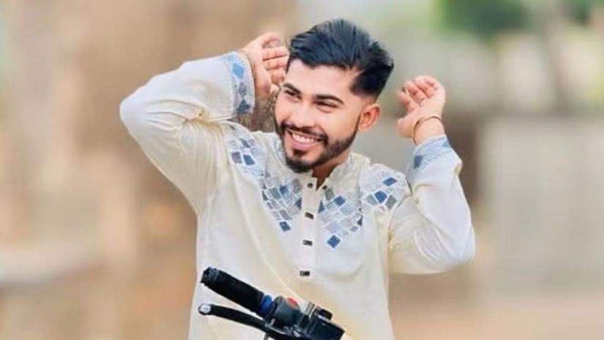 সেই কন্টেন্ট ক্রিয়েটর রাকিব কলেজছাত্র ছিলেন, বাবা ঢাবি কর্মচারী