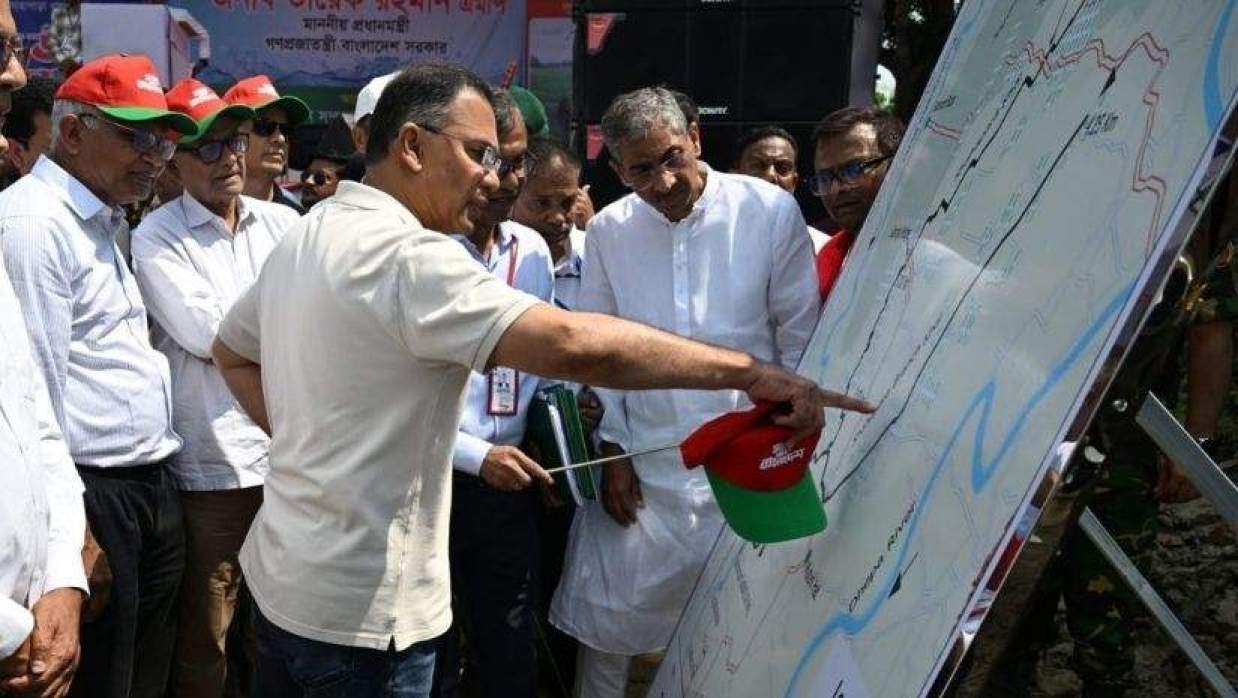 খালখনন কর্মসূচিতে প্রধানমন্ত্রী