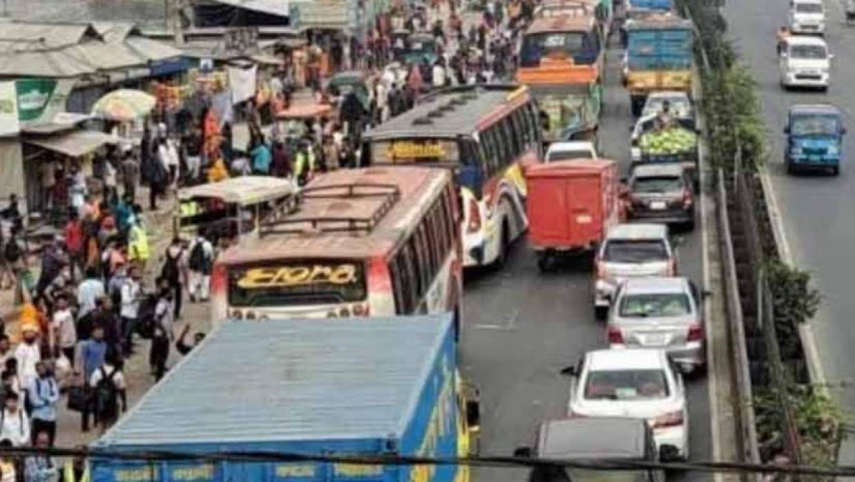 গাজীপুরে ঢাকা-ময়মনসিংহ মহাসড়কে গাড়ির চাপ