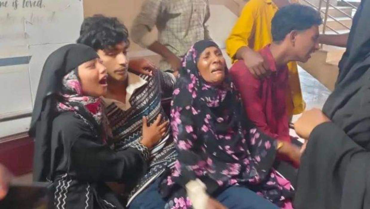 ভোলায় সিএনজি-পিকআপ সংঘর্ষে প্রাণ গেল চালকের, আহত ৫