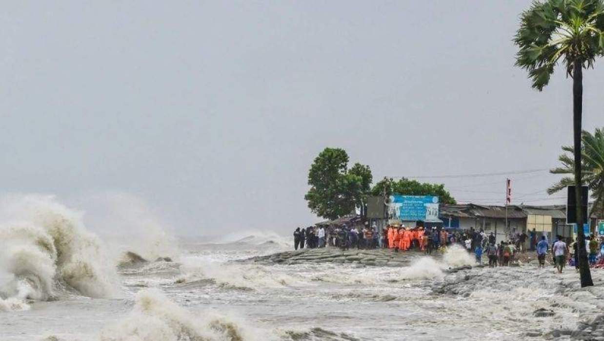 ঢাকাসহ ২০ জেলায় বজ্রবৃষ্টির আশঙ্কা
