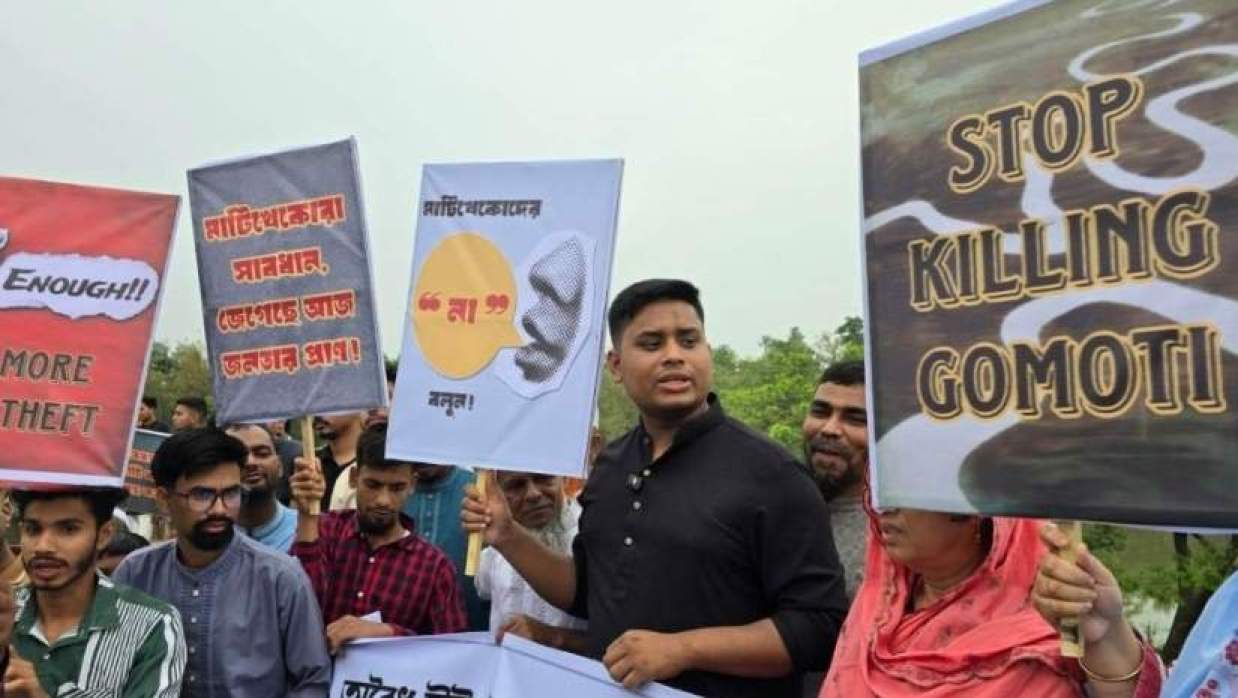 দাবি আদায়ে ঈদের দিনেই মাঠে নামলেন হাসনাত আব্দুল্লাহ