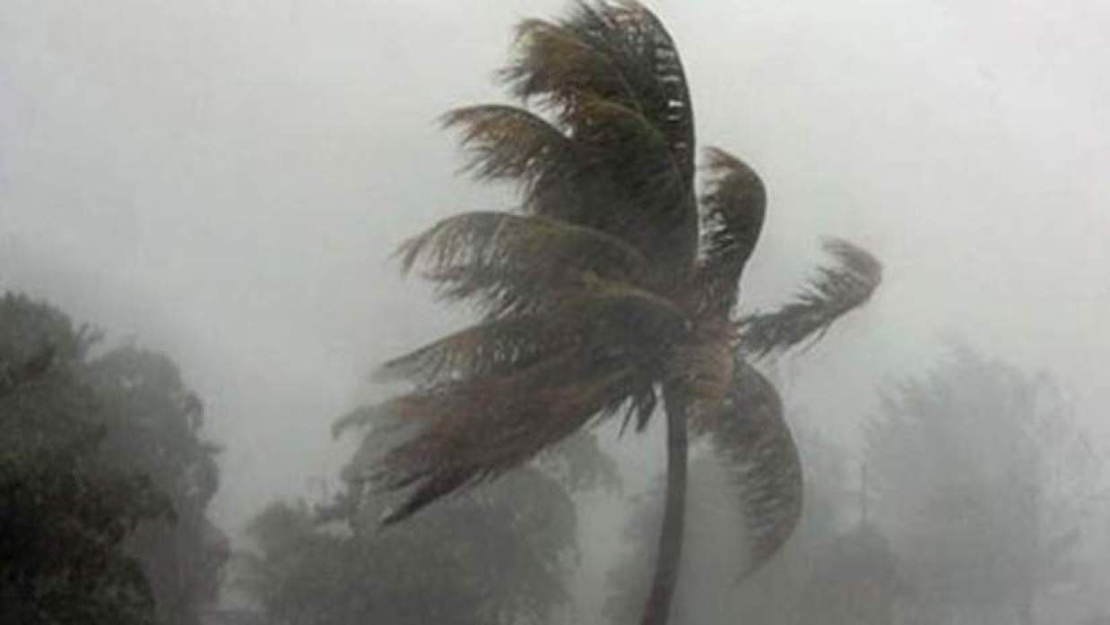 আজ ঝড় হতে পারে যেসব জেলায়