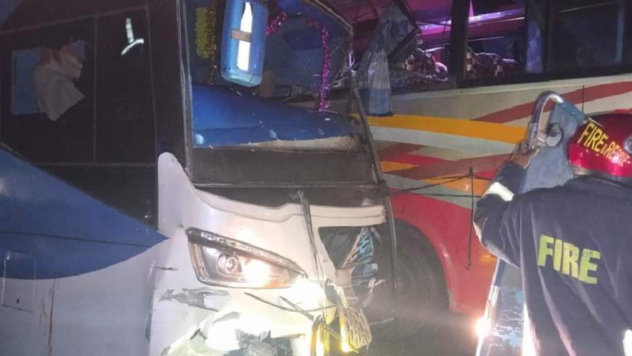 দুর্ঘটনা কবলিত বাস