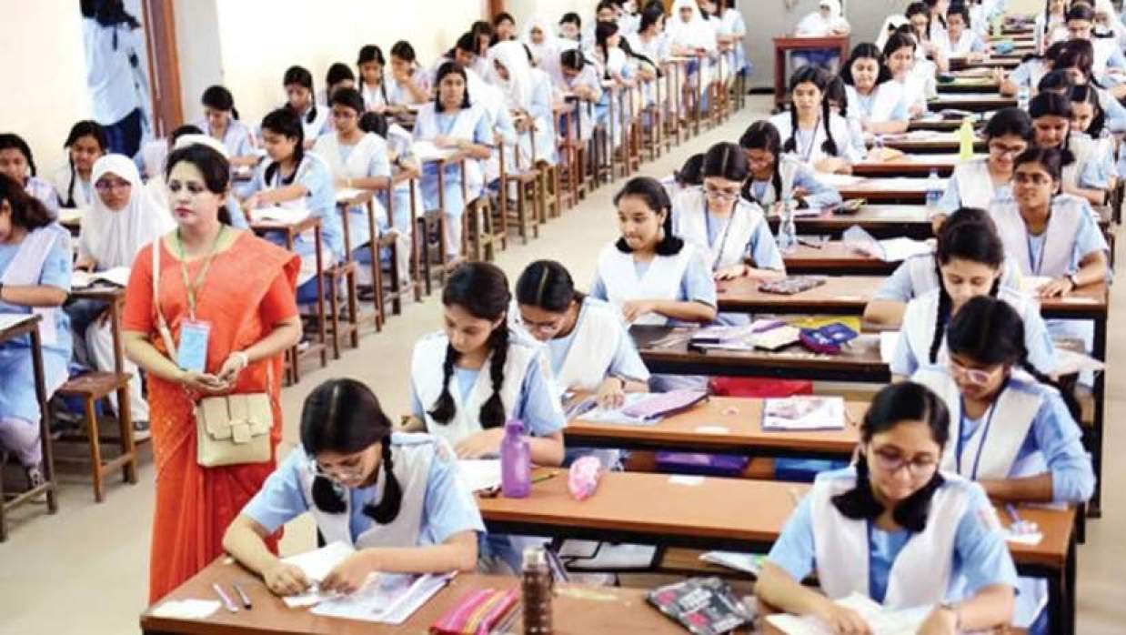 এসএসসি পরীক্ষার প্রবেশপত্র বিতরণের তারিখ ঘোষণা