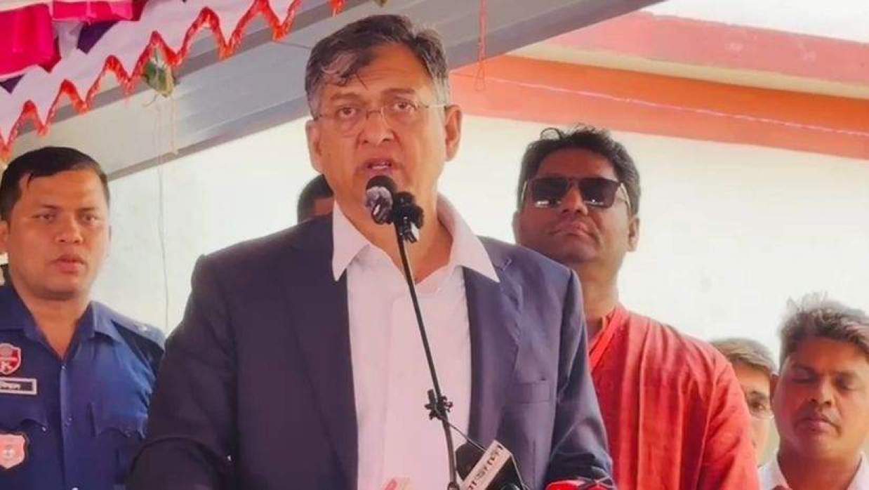 সনাতনী শিক্ষাব্যবস্থা দিয়ে দেশে কোটি কোটি বেকার সৃষ্টি হয়েছে: স্বরাষ্ট্রমন্ত্রী